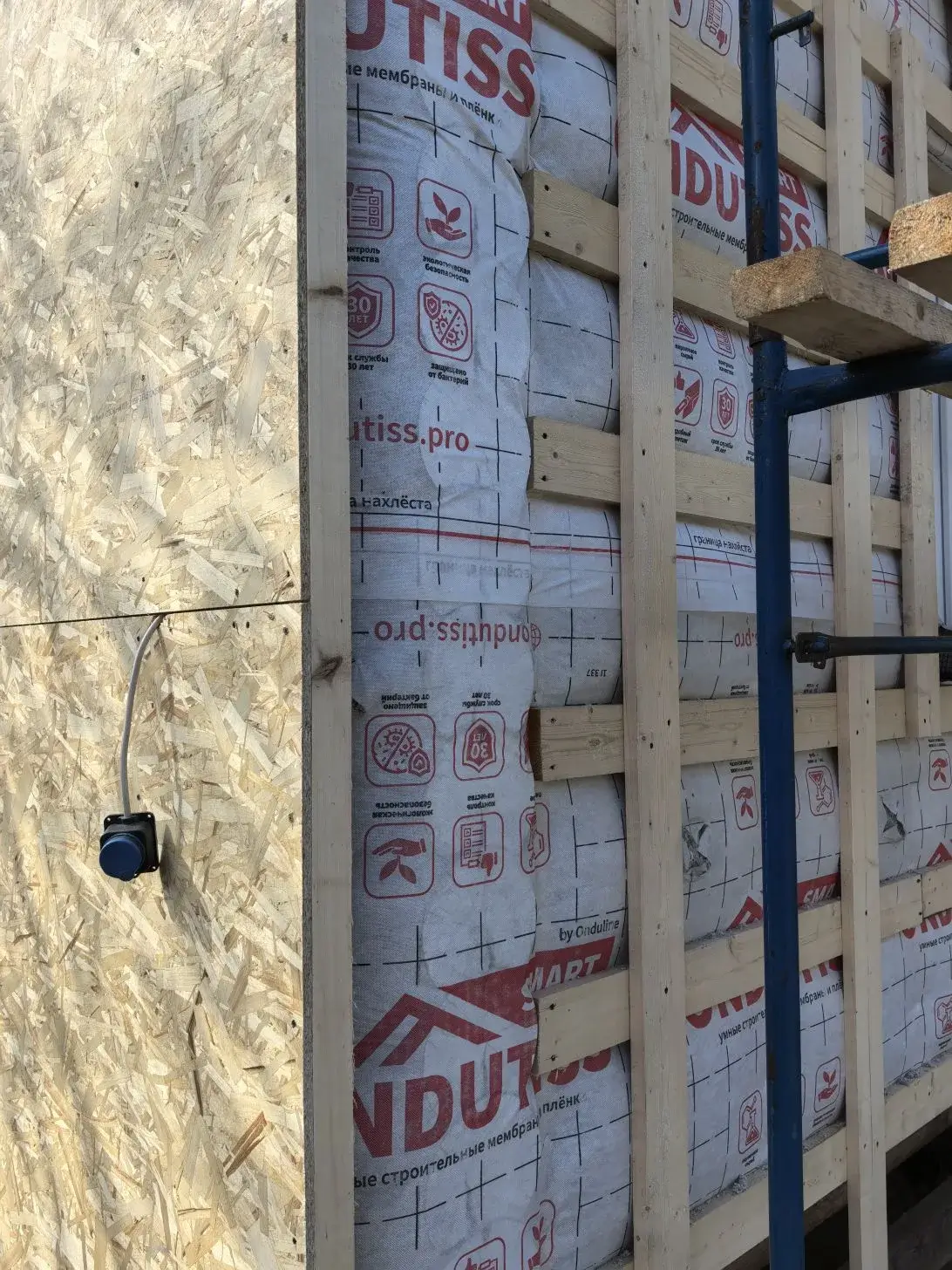 Задувка эковаты в стены